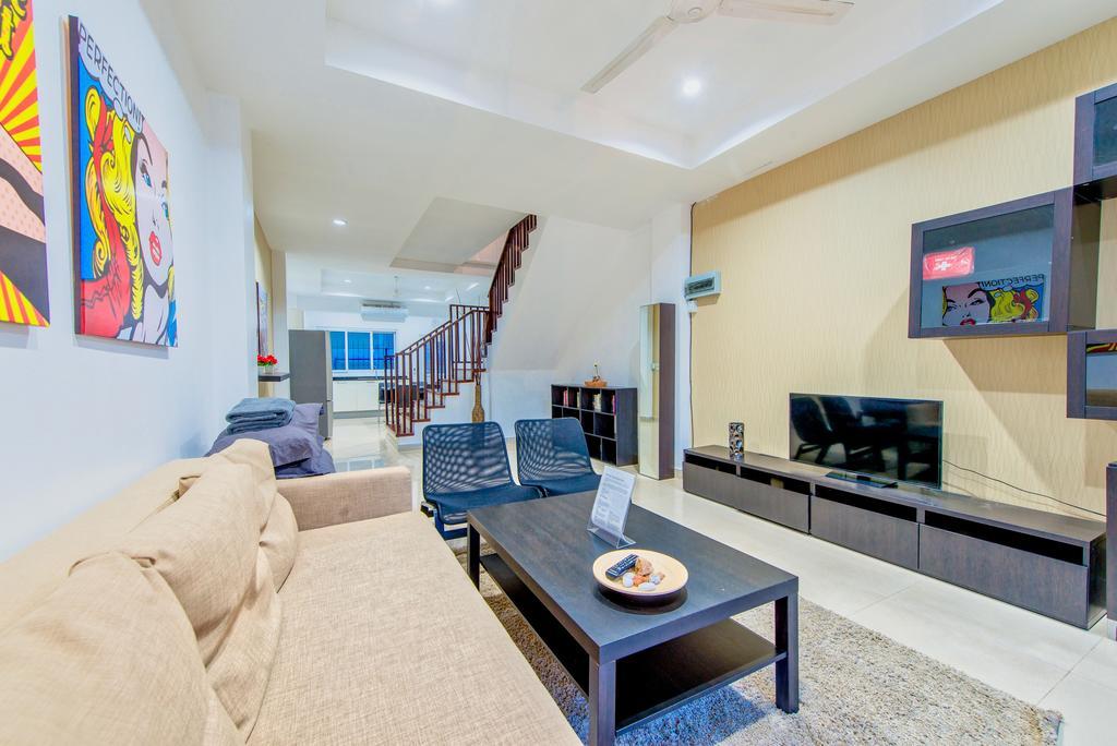 The Hidden Gem Villa Pattaya Exterior photo