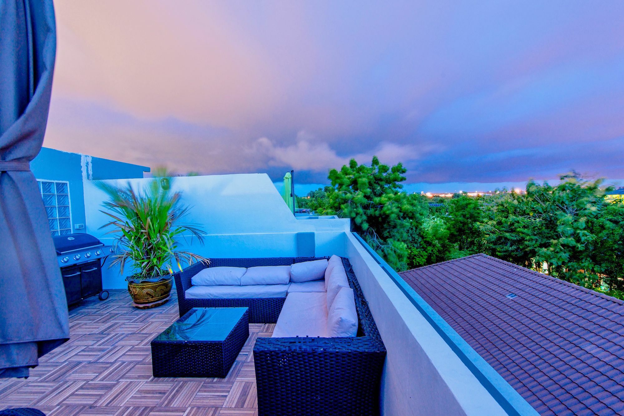 The Hidden Gem Villa Pattaya Exterior photo
